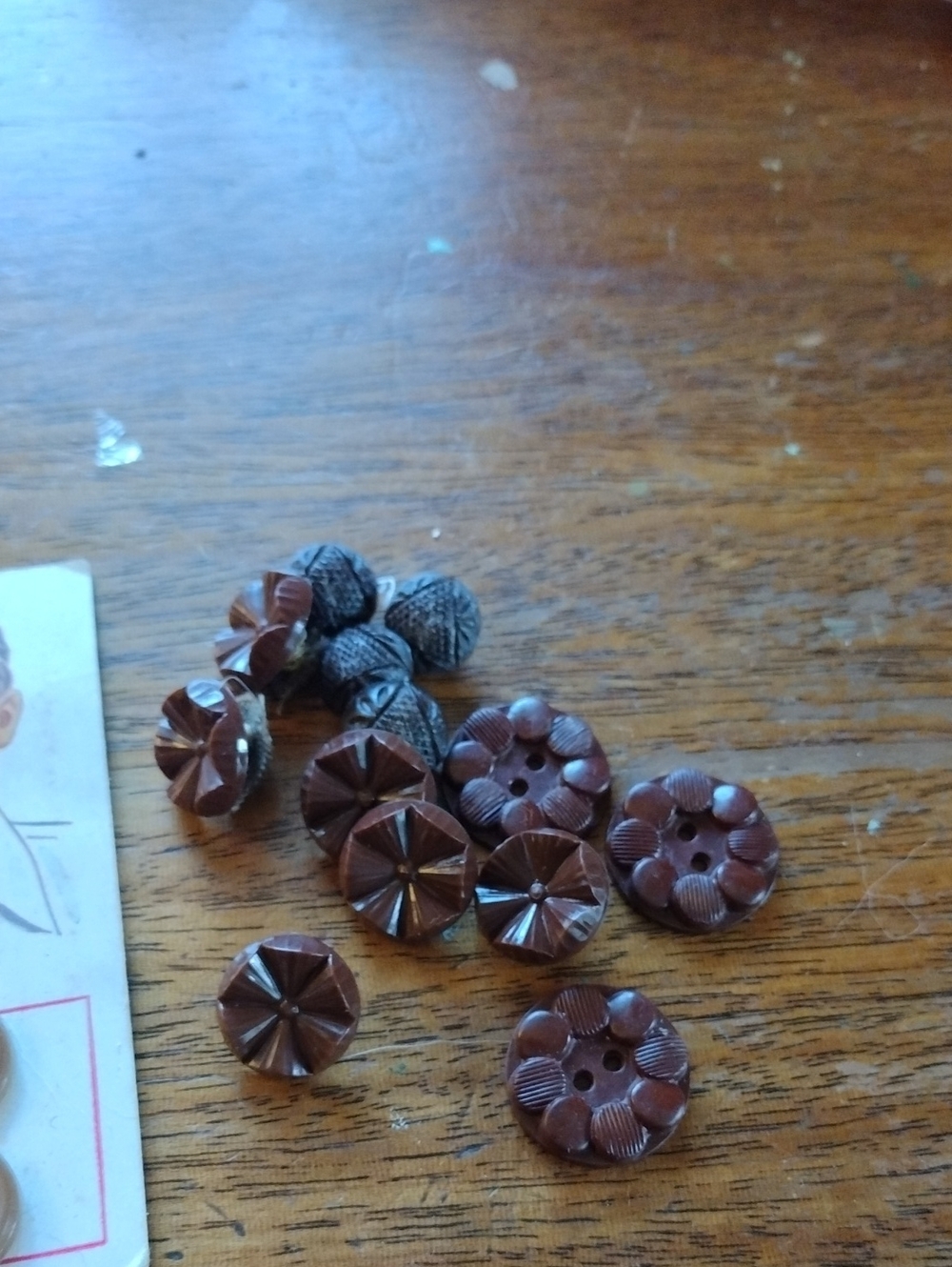Vintage Button Collection - Picture 2 of 2